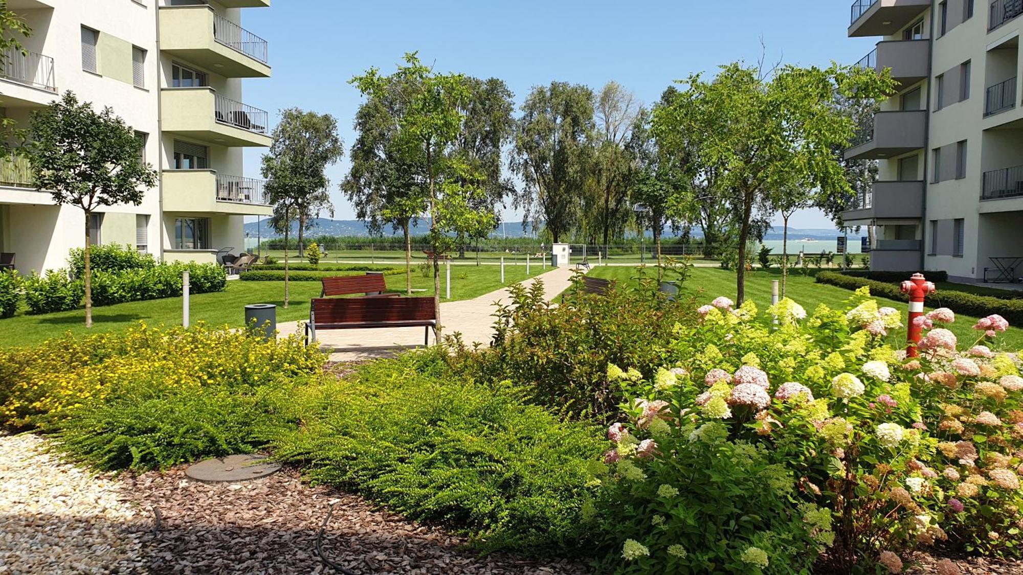 Lelle Resort B21 Balatonlelle Exterior foto